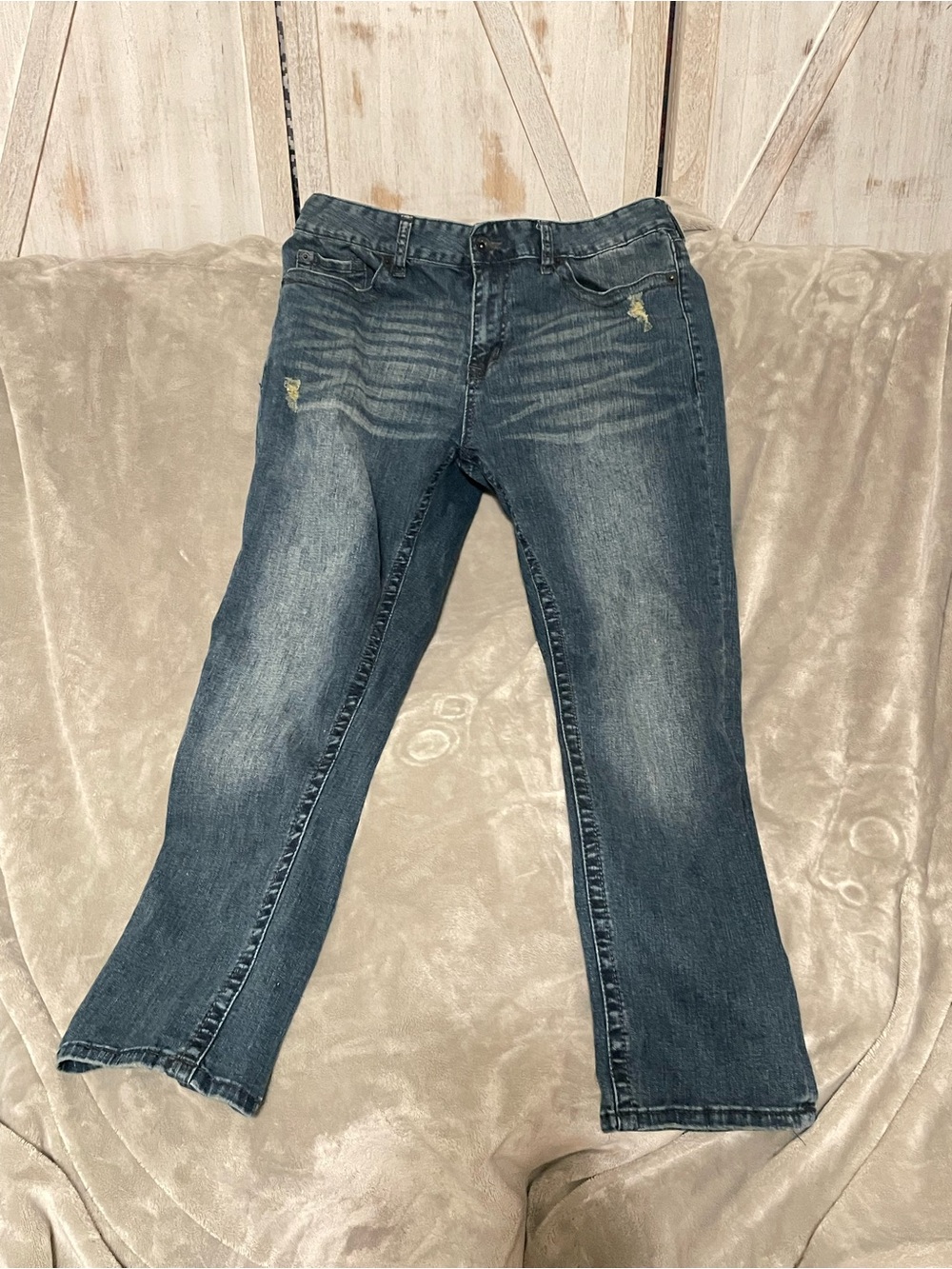 Seven7 Men's Boot Cut Jeans in Faded Blue Denim